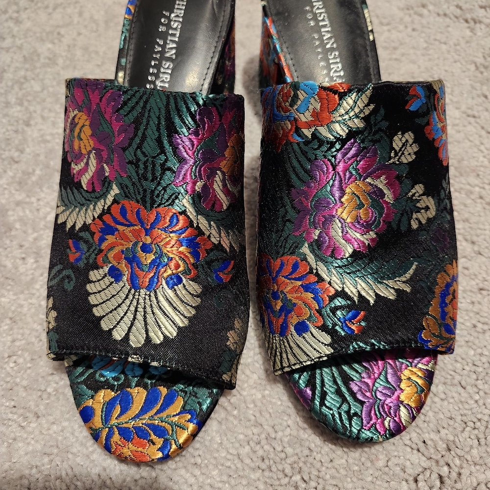 CHRISIAN SIRIANO EMBROIDERED SANDAL SLIDES